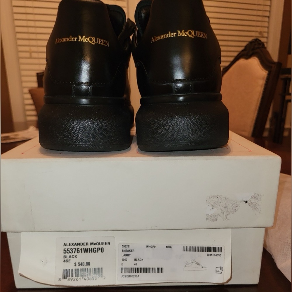 Alexander McQueen Men's Black Leather Lace-Up Sneakers - Picture 2 of 9
